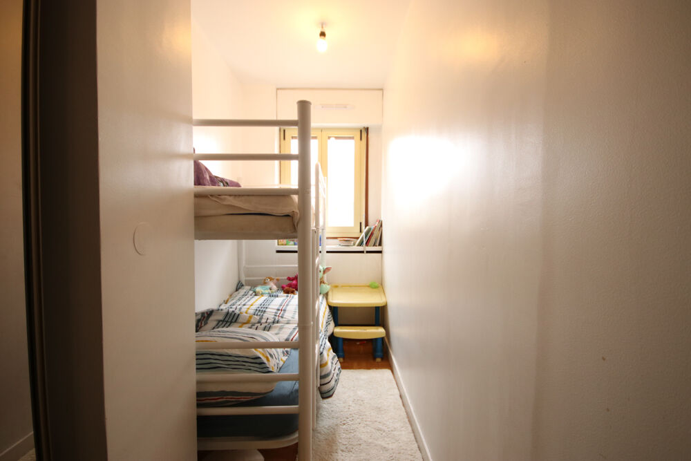 Vente Appartement A vendre St Gratien proche Lac, appartement 64 m2, 2 pices et bureau, 1 box, 1 cave St gratien