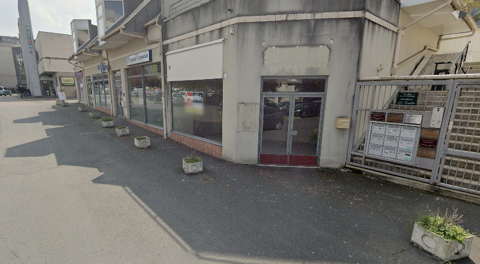   LOCAL COMMERCIAL A LOUER env 180m2 