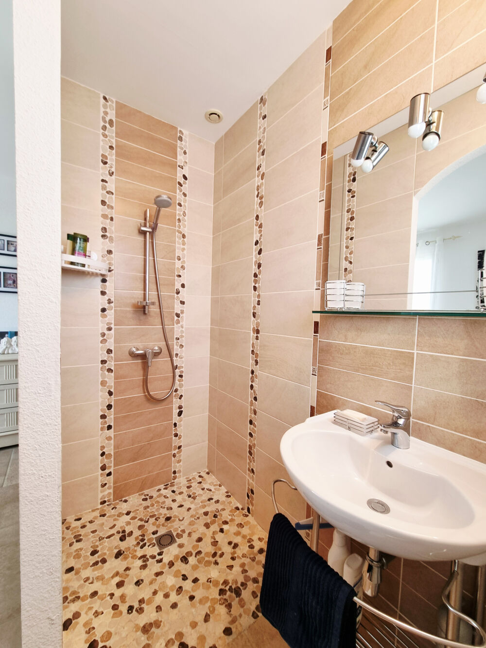 Vente Maison Villa 5 pièces de 109 m2   Piscine   Espace bien-être   Garage   Conilhac-Corbières (11200) Conilhac corbieres