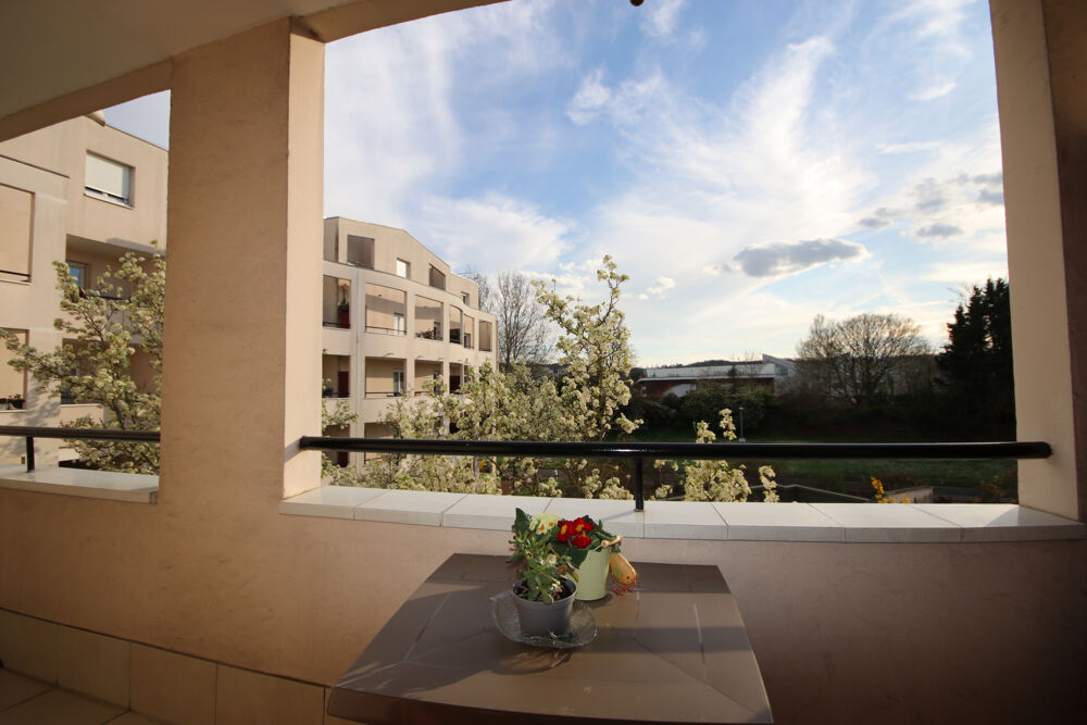 Ermont, beau 4 pièces, 3 chambres de 80 m2, avec box fermé