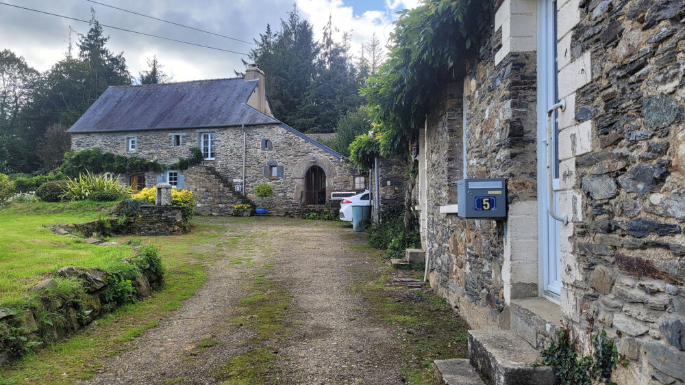 Vente Maison Ensemble de deux maisons en pierre, Saint-Mayeux (22) St mayeux