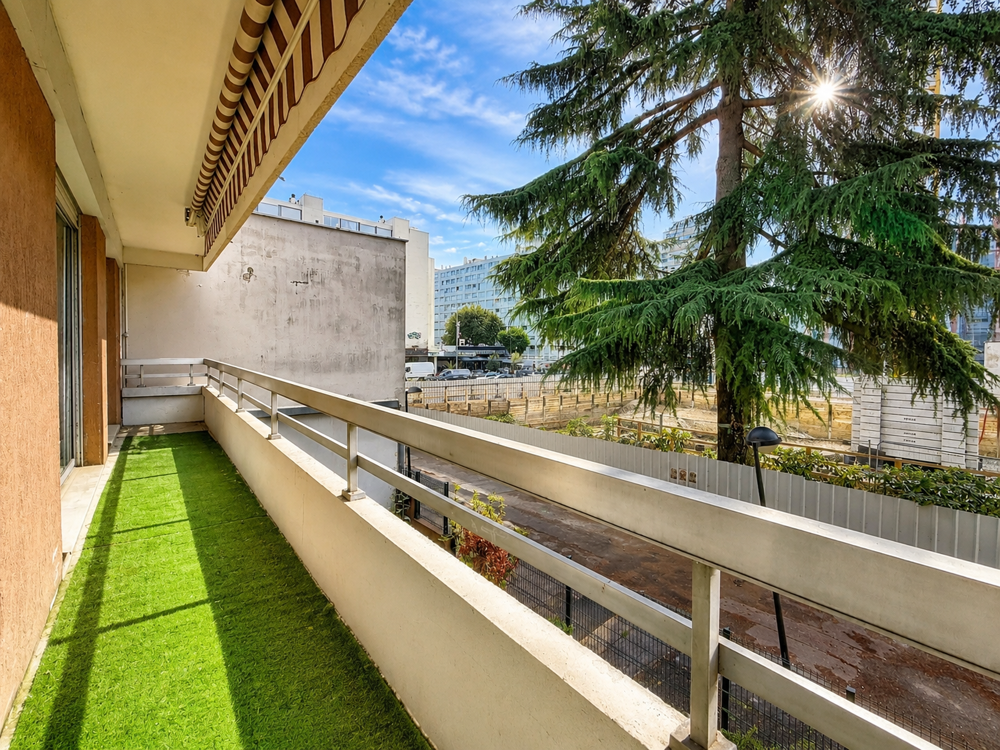 Villeurbanne Gratte-Ciel Appartement T4 82 m2 avec balcon