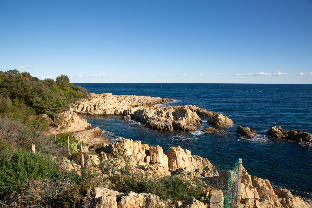 � vendre  Propri�t�/ch�teau Sari-Solenzara (20145)