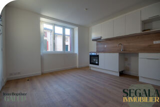  Appartement à louer 2 pièces 33 m²