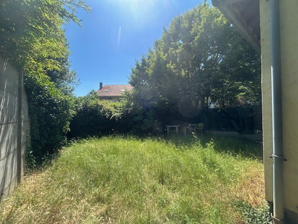 Vente Maison LA VILLE DU BOIS - MAISON DIVISÉE EN TROIS LOTS - RENDEMENT LOCATIF INTÉRESSANT - TRES BON ETAT La ville du bois
