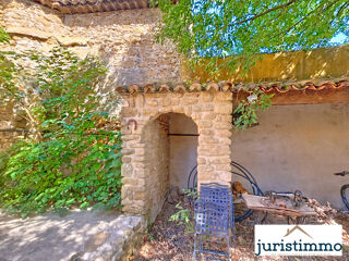  Maison � vendre 9 pi�ces 320 m�