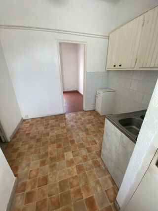  Immeuble à vendre 569 m² Toulon