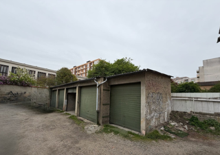 Parking / Garage à vendre 