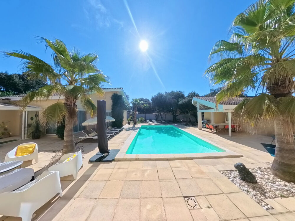 � vendre  Maison Uz�s (30700)