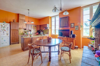  Maison  vendre 6 pices 228 m