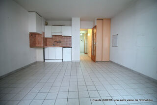Vente Appartement T2 d'environ 48 m2 au 2éme étage avec vue sur le port de Séte Sete