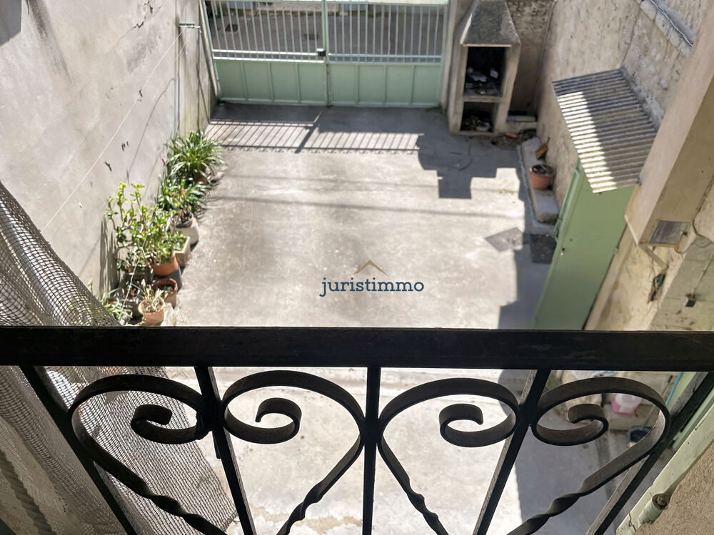 Vente Maison Rare sur Bellegarde. Maison de village avec extérieur. Bellegarde