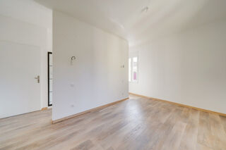  Immeuble à vendre 7 pièces 240 m² Ambares et lagrave