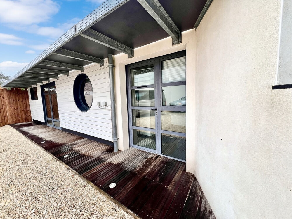 Vente Maison OPPORTUNITÉ EXCEPTIONNELLE : Transformez cet immeuble d'archi en unemaison individuelle de 3 chambres La rochelle