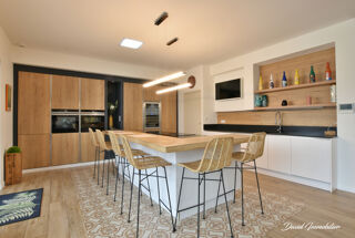  Maison à vendre 6 pièces 270 m²