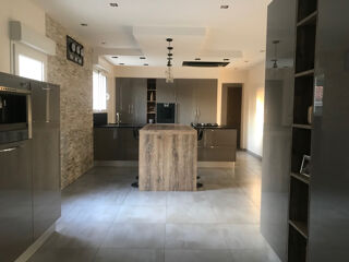  Maison � vendre 10 pi�ces 250 m�