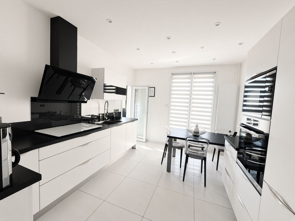 Vente Appartement COURNON-D'AUVERGNE   T4 120 m2   RÉNOVÉ   GARAGE   2 PARKINGS Cournon d auvergne