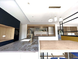  Propriété/château à vendre 9 pièces 209 m²