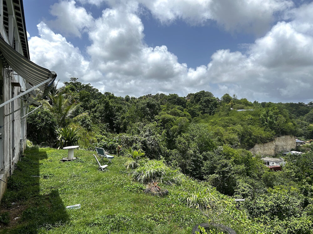Location Maison Immense T3 en bas de villa Le gosier