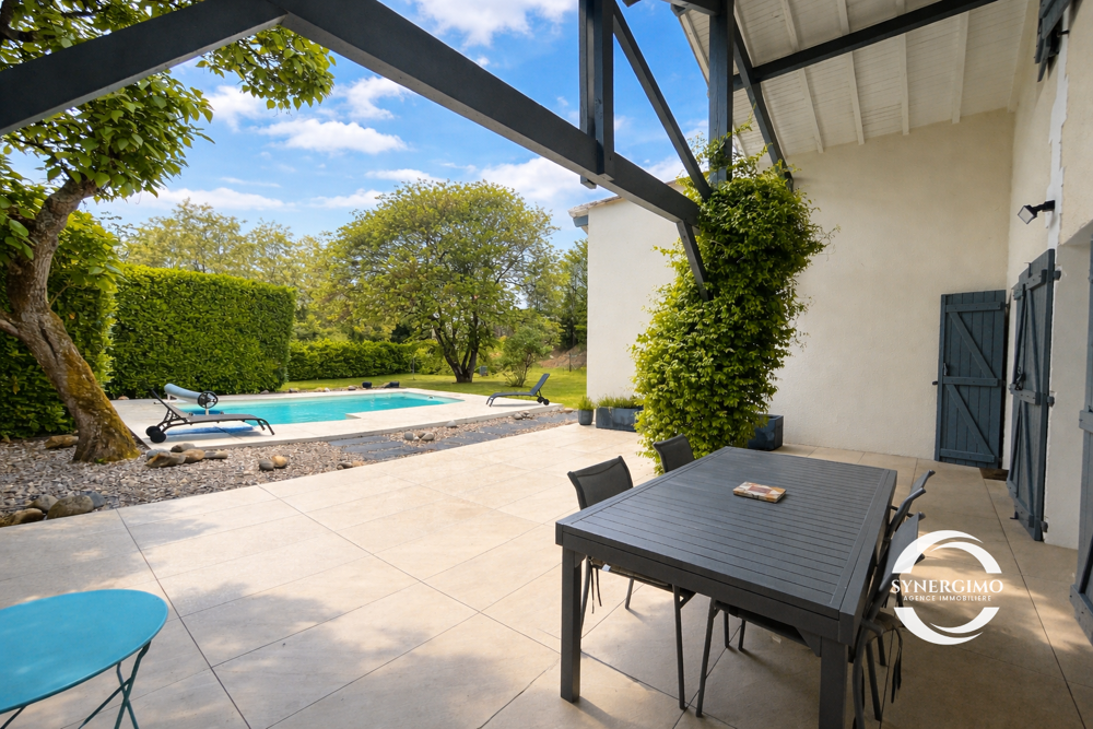 Vente Maison Maison en pierres avec grande terrasse et piscine à BEAUTIRAN Beautiran