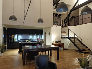  Propri�t�/ch�teau 7 pi�ces 231 m� Vif