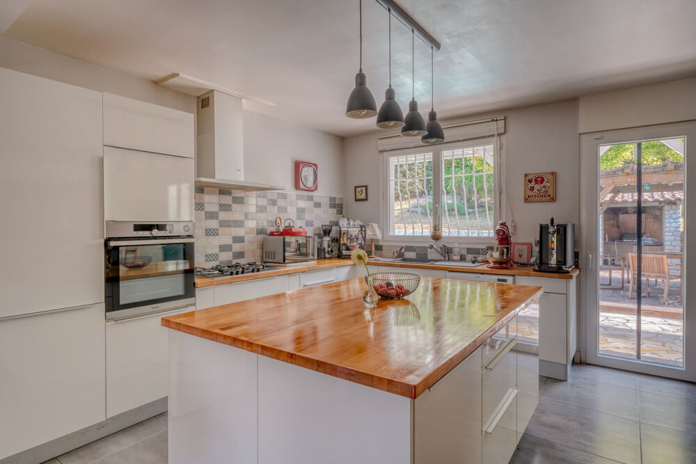 Maison 8 pièces 210m2 sur parcelle de 1509m2