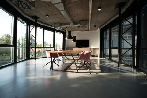 Murs commerciaux de 480m2 sur parcelle constructible de 4934m2 1980000 47200 Marmande