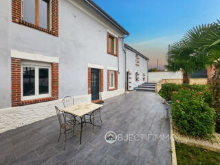  Maison � vendre 10 pi�ces 250 m�