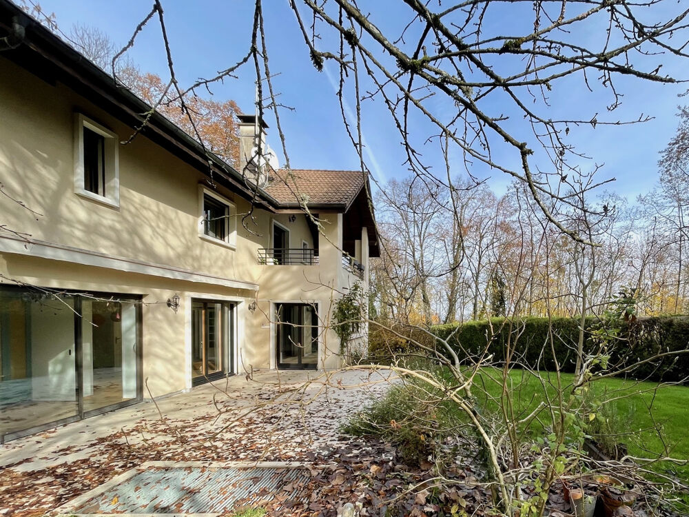  vendre  Maison Divonne-les-Bains (01220)