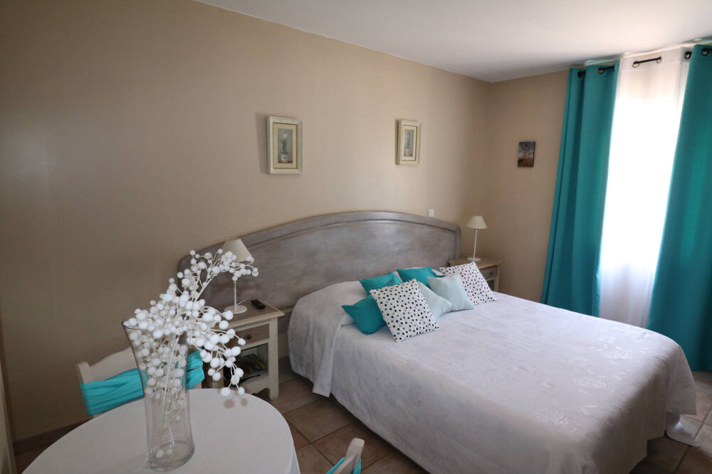 � vendre  Propri�t�/ch�teau Le Puy-Sainte-R�parade (13610)