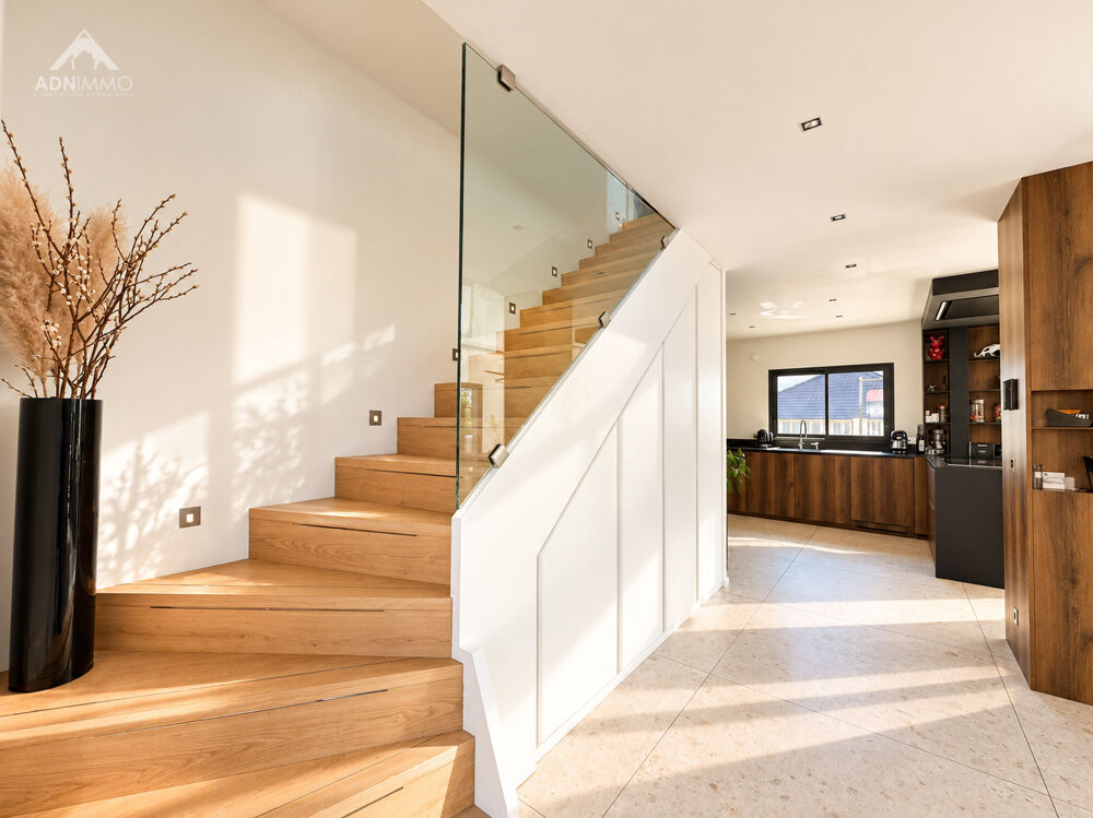 Vente Maison Maison 5 Pièces 133 m2 St genis pouilly