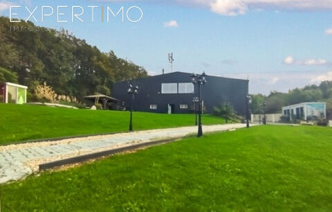 Rare sur le secteur d'Arpajon ! B&acirc;timent ind&eacute;pendant de 950 m2 sur terrain de 6130 m2 proche RN20 1155000 91650 Breuillet