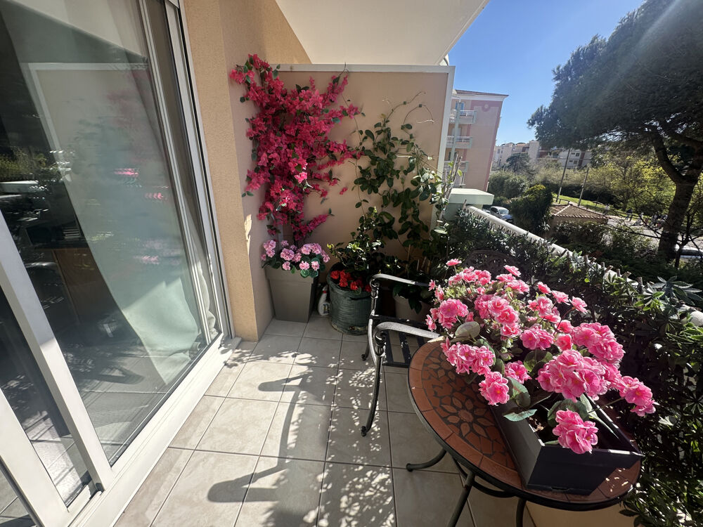 Vente Appartement Sainte-Maxime   T3 avec terrasses, garage et parking, à quelques pas de la mer et du centre ville Ste maxime