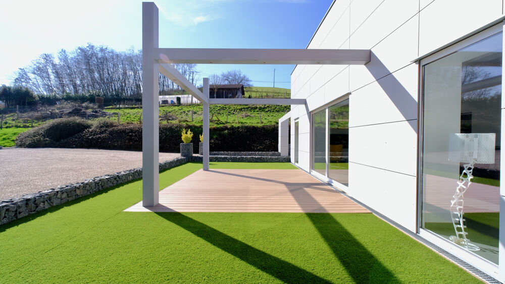 Villa contemporaine 175 m2 Garage de 120 m2 à fort potentiel