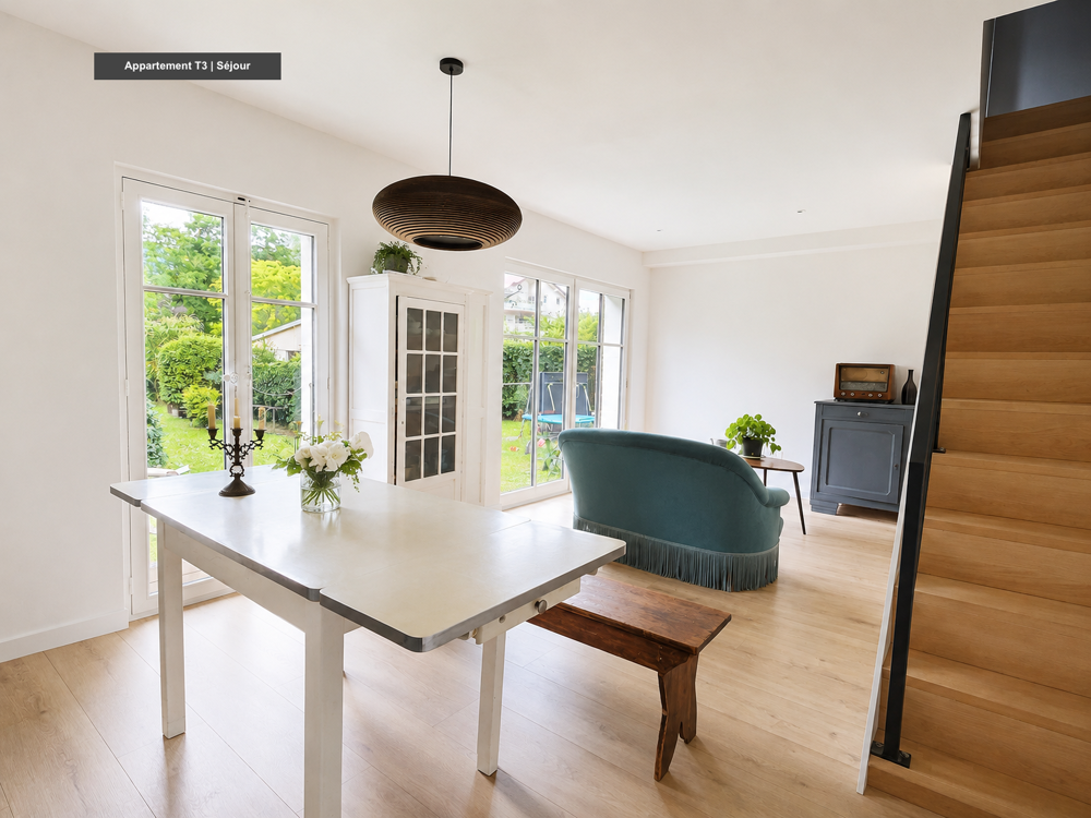 à vendre  Maison Divonne-les-Bains (01220)