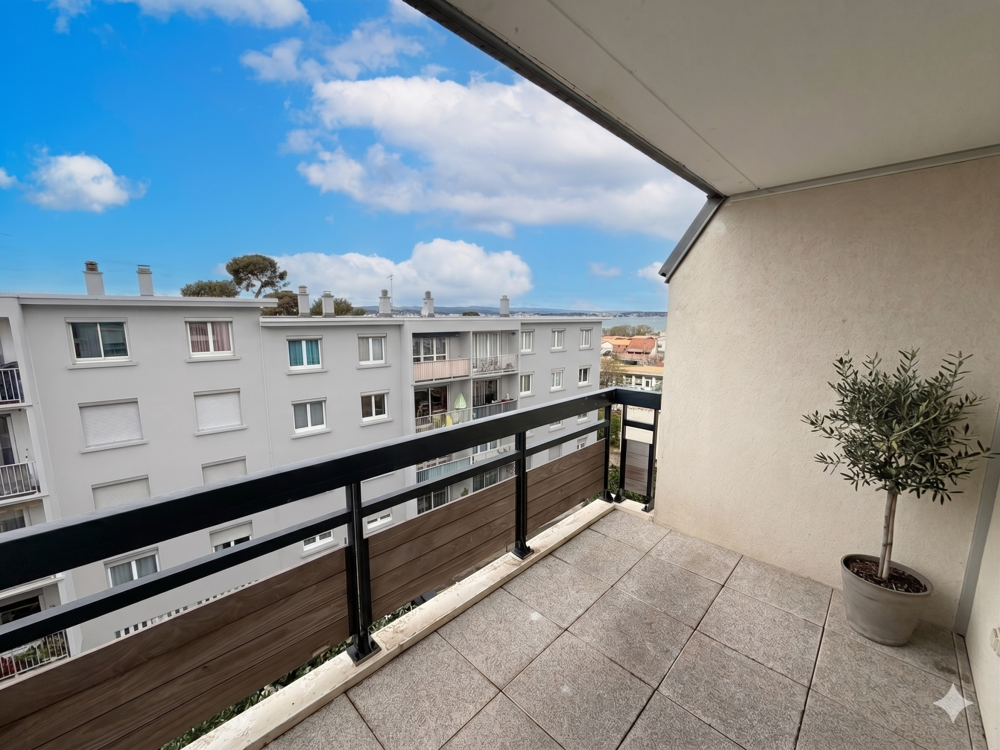 Vue panoramique et sérénité au dernier étage