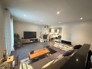  Maison  vendre 6 pices 146 m