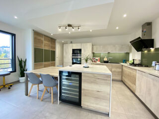  Appartement � vendre 4 pi�ces 115 m�