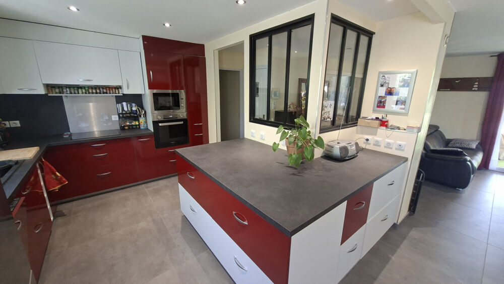 Vente Maison Charmante maison familliale de +200m2 - 6/7 chambres. Vourey