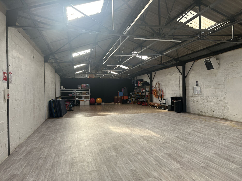 Vente Autre Local situé en centre ville de Rethel, à deux pas de la gare Rethel