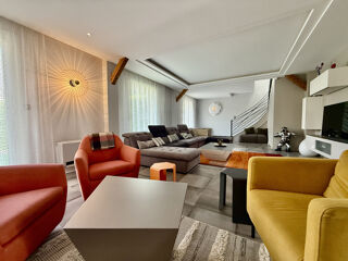  Maison à vendre 5 pièces 246 m²