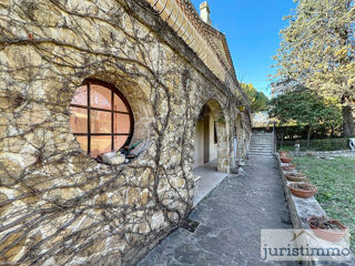  Maison � vendre 9 pi�ces 220 m�