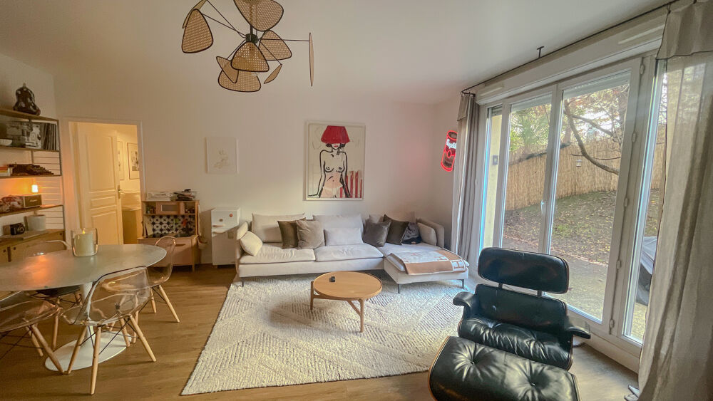 En vente pour petite famille à Garches (92) : appartement