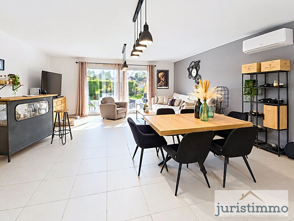 Vente Maison villa de plain pied dans lotissement calme avec garage et piscine Camaret sur aigues