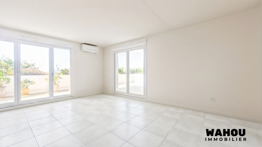 Appartement T4 toit terrasse dans résidence récente avec piscine