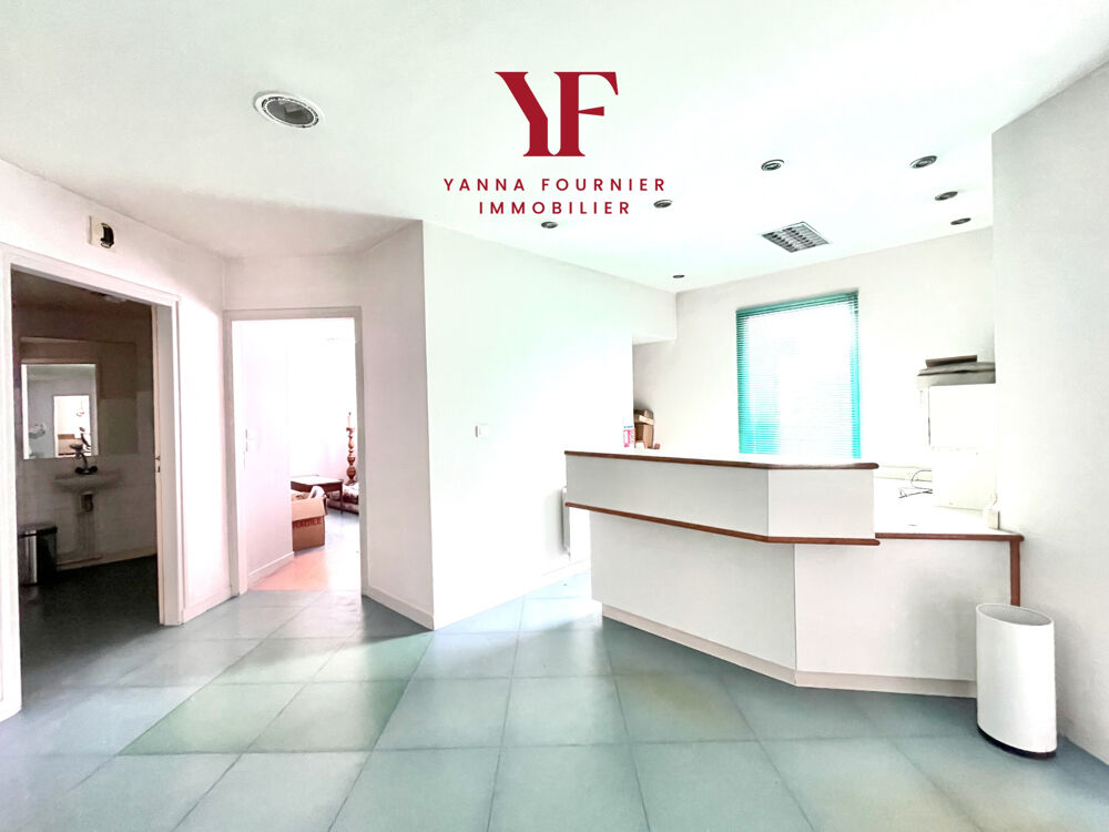 Vente Autre MURS COMMERCIAUX, 147 m2   CENTRE VILLE DE PLOUGASTEL-DAOULAS, ACCÈS PMR Plougastel daoulas