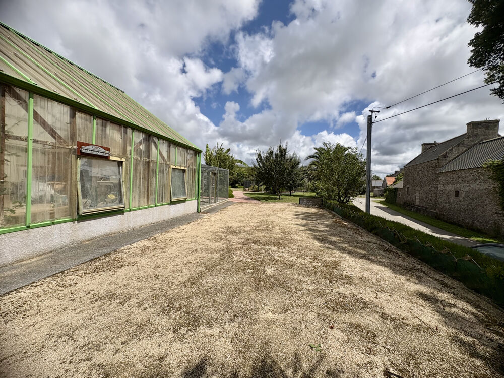 � vendre  Propri�t�/ch�teau Lanarvily (29260)