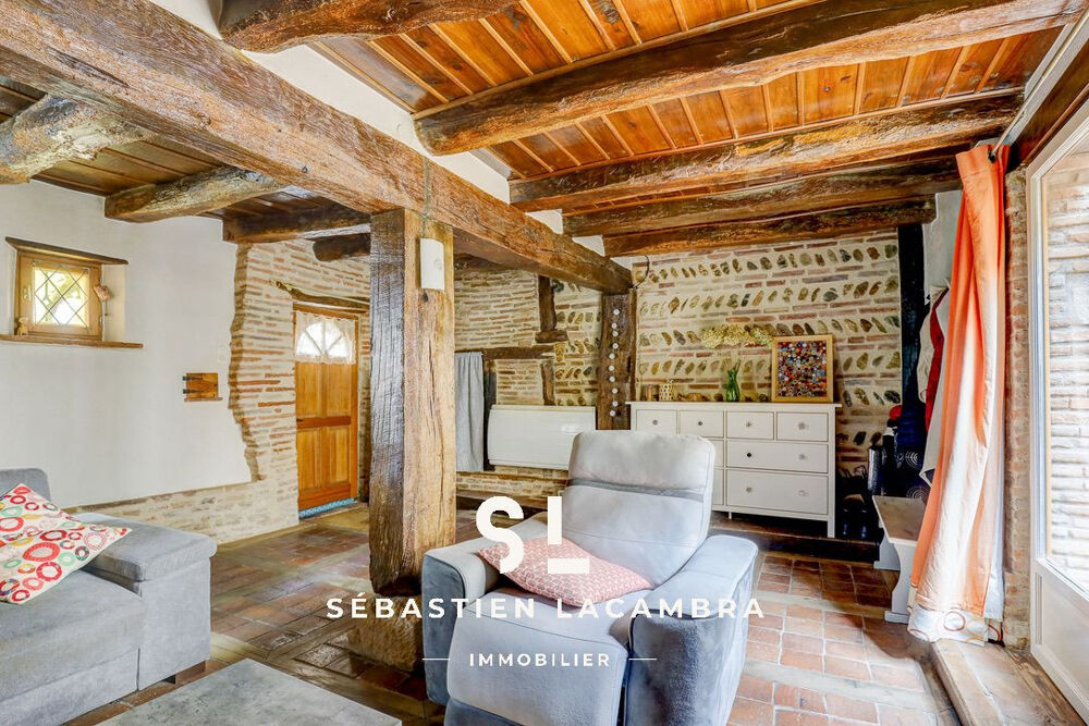 Maison de village rénovée 4 pièces Cour intérieure Lisle-sur-Tarn Charme et authenticité