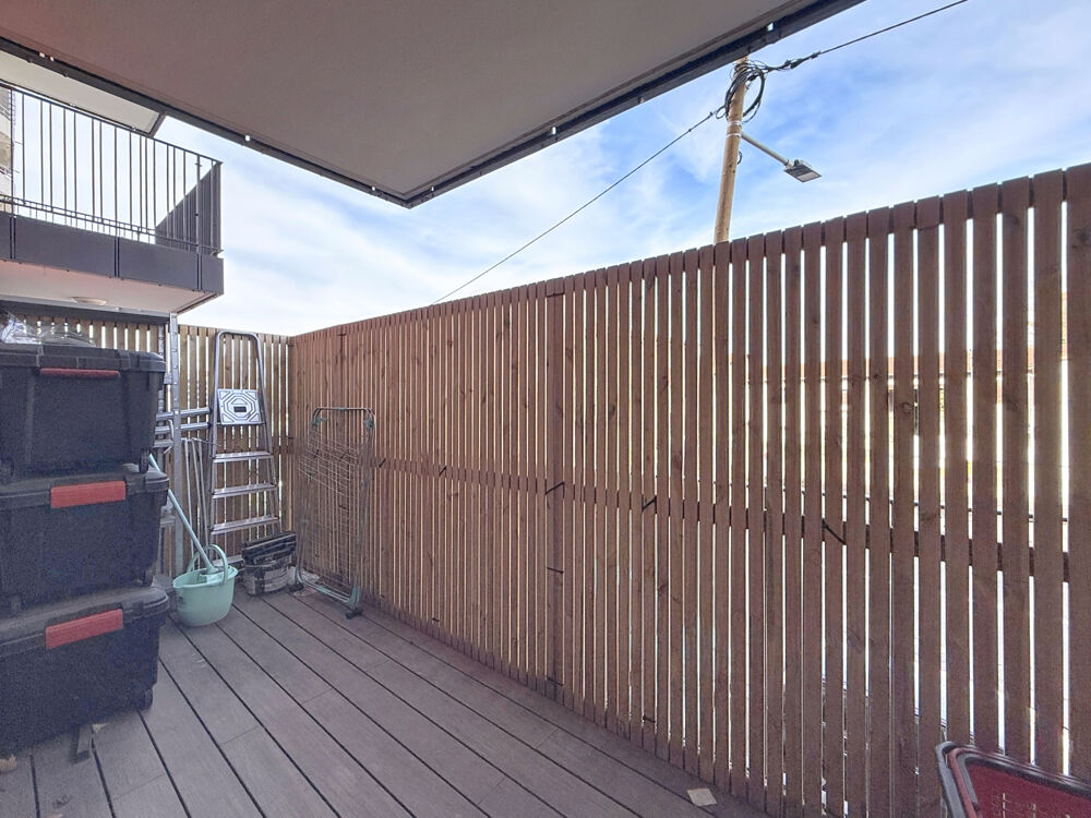 Vente Appartement Appartement Bron   T2 40 m2 rénové   Balcon, Garage, T8 Bron