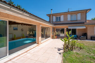  Maison à vendre 8 pièces 200 m²